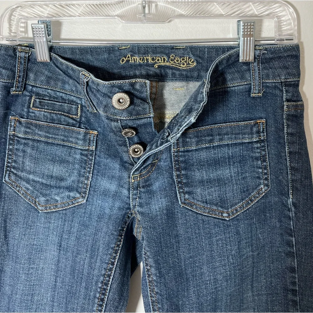 American Eagle Women’s Jeans 
Size 0 - Picture 5 of 8